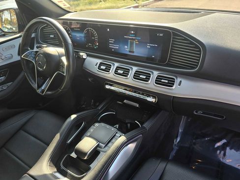 Certified 2024 Mercedes-Benz GLE 450e 4MATIC image 10