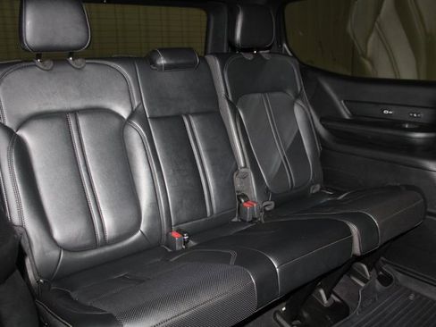 Used 2023 Jeep Wagoneer Series II image 29