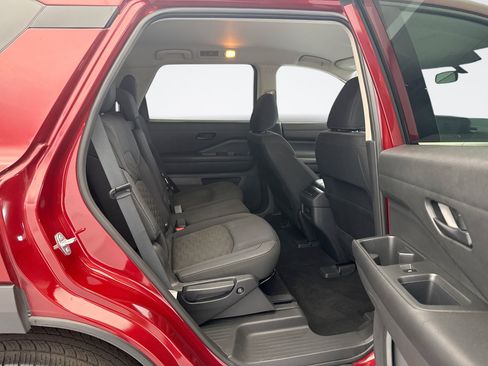 Used 2024 Nissan Pathfinder SV AWD/4WD image 17