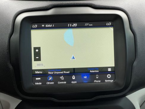 Used 2018 Jeep Renegade Limited w/ UConnect 8.4 Nav Group FWD image 23