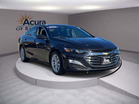 Used 2022 Chevrolet Malibu LT image 2
