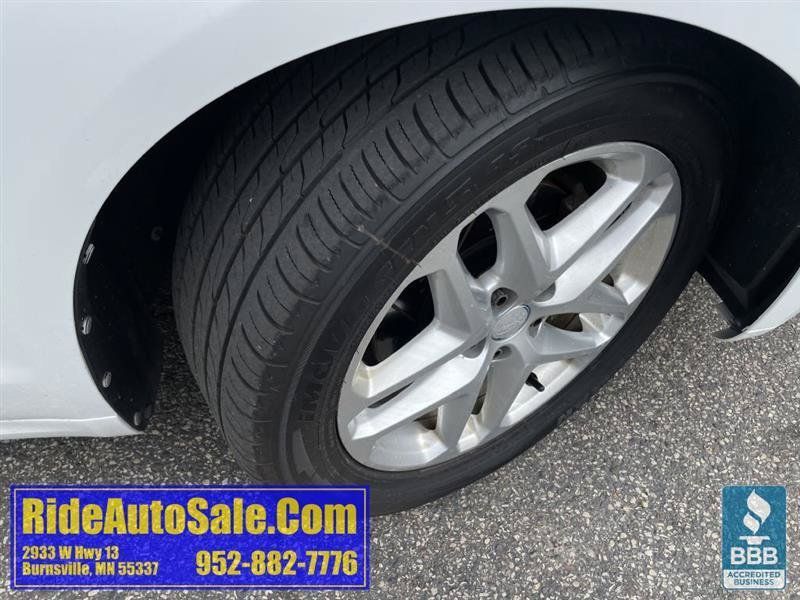 Used 2013 Ford Fusion SE FWD image 28