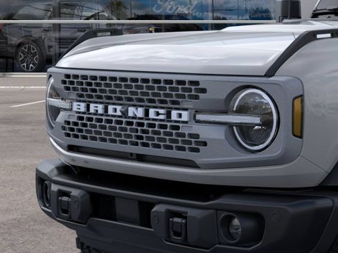 New 2026 Ford Bronco Badlands AWD/4WD image 19