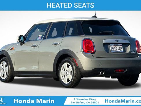 Used 2015 MINI Cooper 4-Door Hardtop image 8