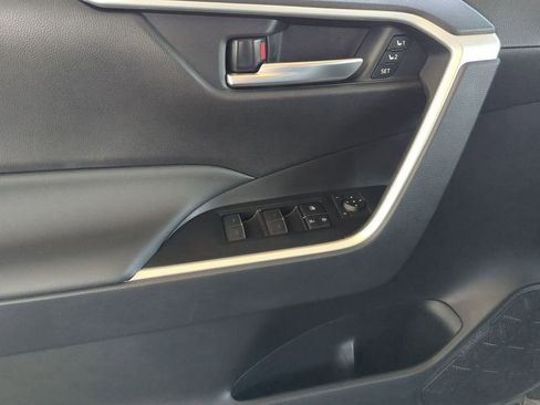 Used 2025 Toyota RAV4 XLE Premium image 14
