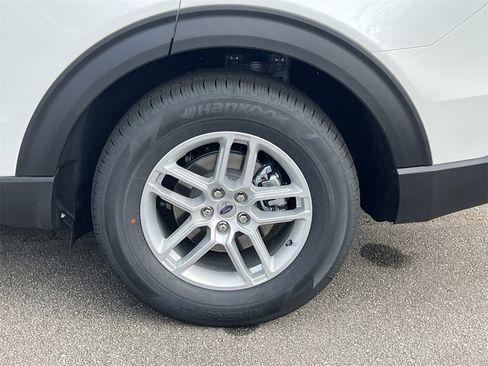 New 2026 Ford Explorer Active w/ Active Comfort Package image 26