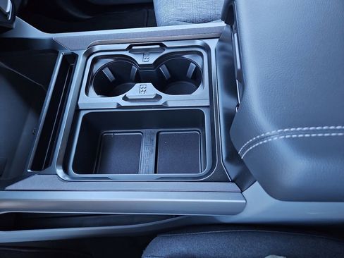 New 2026 Ford F250 XLT w/ FX4 Off-Road Package image 28