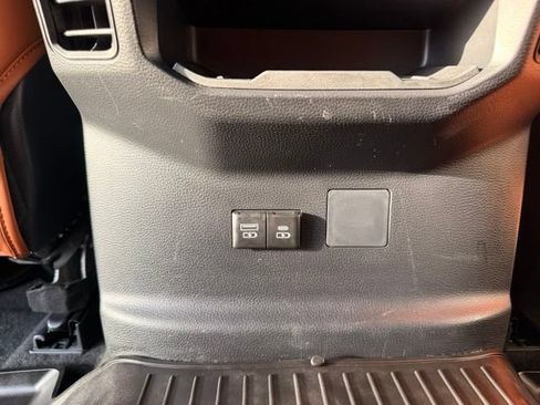 Used 2025 Toyota Tundra SR5 w/ SR5 Convenience Package AWD/4WD image 25