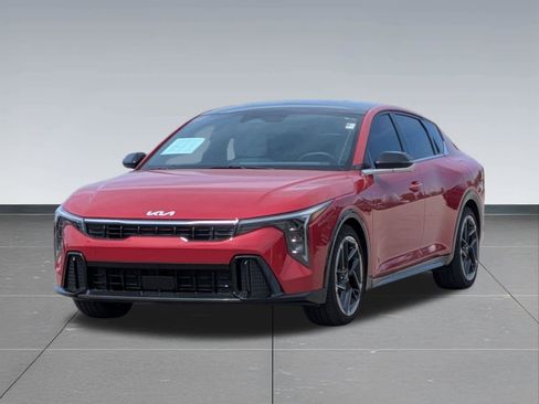Used 2025 Kia K4 GT-Line w/ GT-Line Premium Package FWD image 9