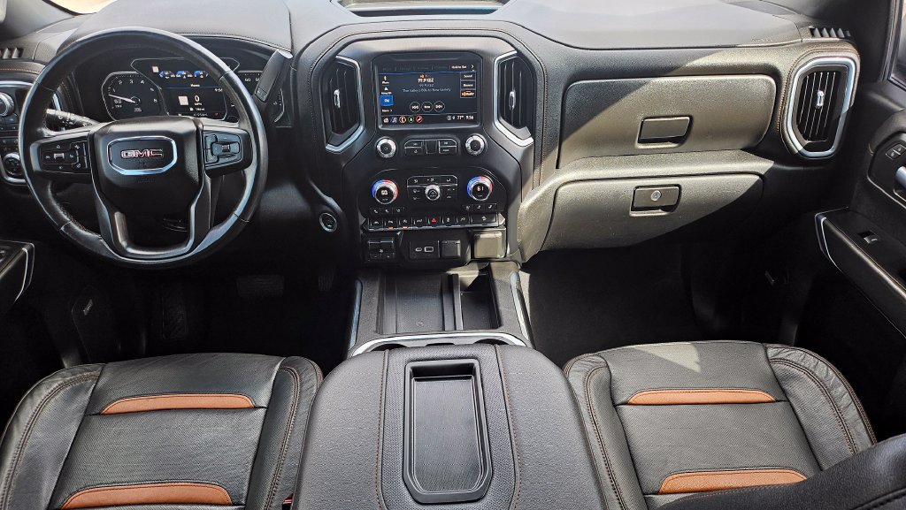 Used 2021 GMC Sierra 1500 AT4 w/ AT4 Premium Package AWD/4WD image 5
