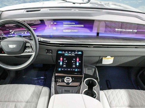New 2026 Cadillac Escalade IQ Luxury 1 image 13
