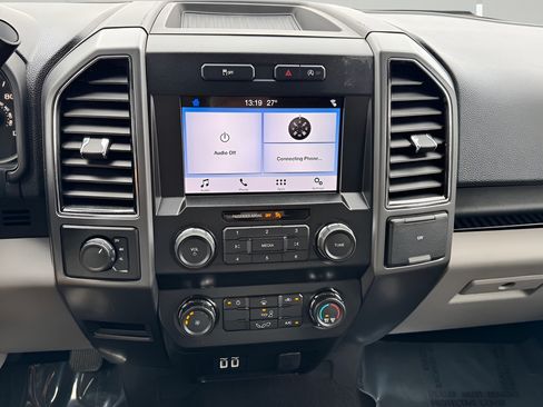 Used 2019 Ford F150 XLT AWD/4WD image 7
