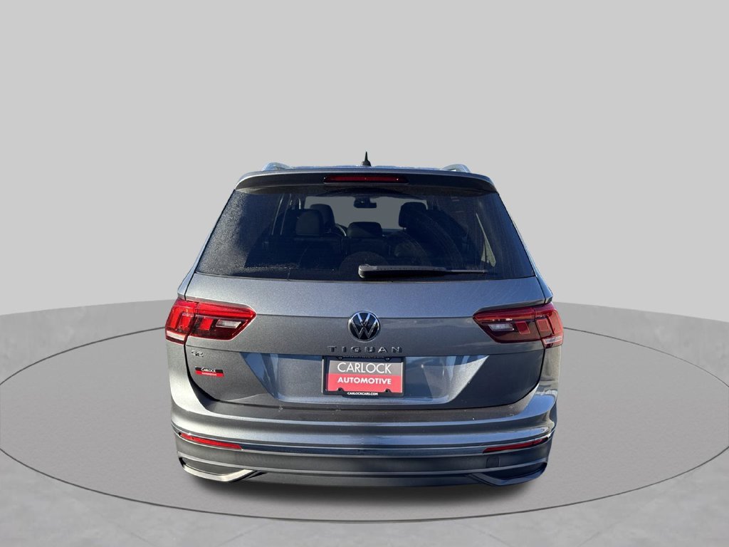 Certified 2023 Volkswagen Tiguan SE w/ Panoramic Sunroof Package FWD image 7