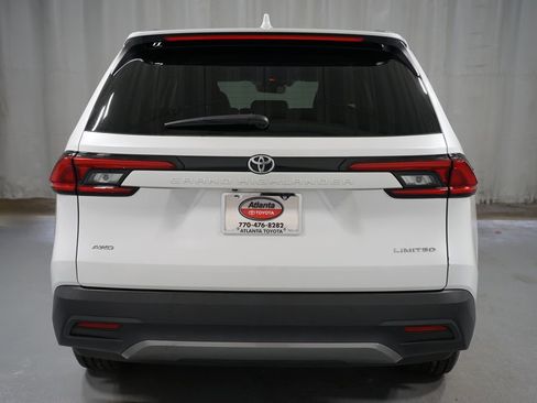 Used 2024 Toyota Grand Highlander Limited image 7