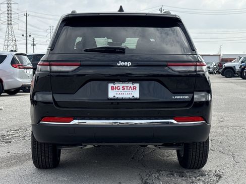 New 2025 Jeep Grand Cherokee Laredo X image 10