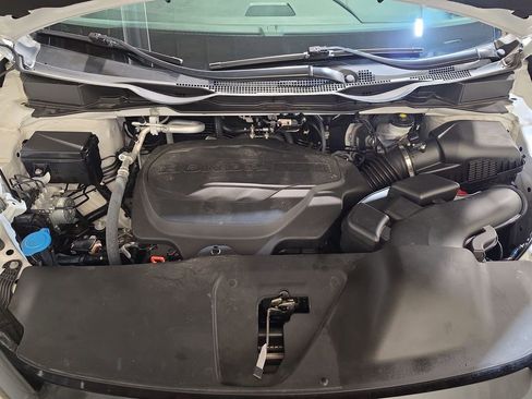 Used 2025 Honda Odyssey Elite image 18