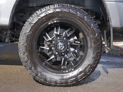 Certified 2022 Ford F250 Lariat w/ Black Appearance Package image 20