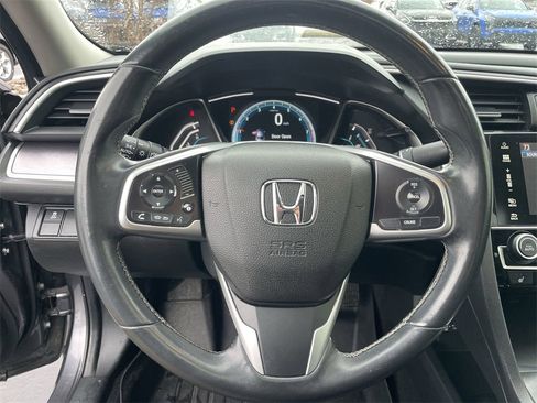 Used 2018 Honda Civic EX-L image 15