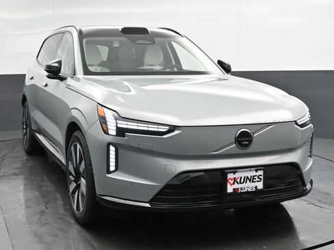 New 2025 Volvo EX90 Ultra AWD/4WD image 5