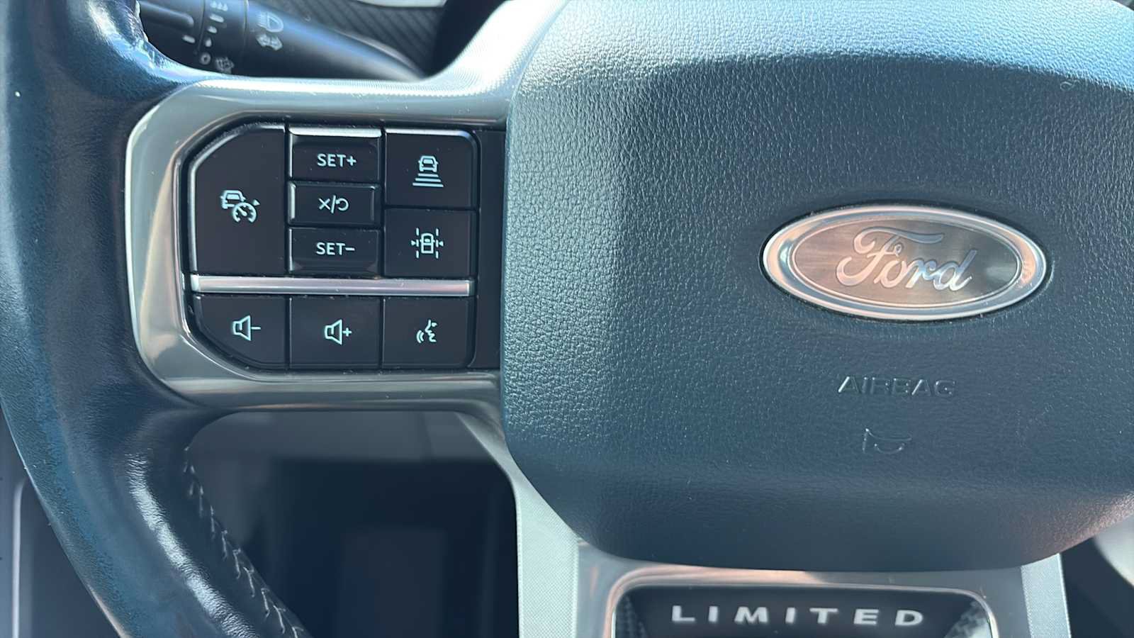 Used 2022 Ford F150 Limited AWD/4WD image 13