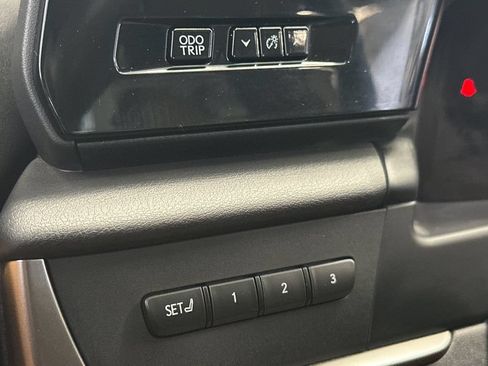 Used 2023 Lexus RZ 450e Premium w/ Technology Package AWD/4WD image 31