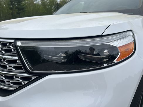 Used 2020 Ford Explorer Limited AWD/4WD image 9