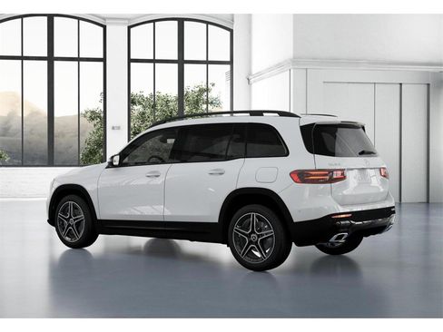 New 2026 Mercedes-Benz GLB 250 4MATIC image 30