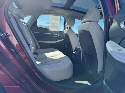 Used 2023 Hyundai Sonata Limited w/ Cargo Package image 10