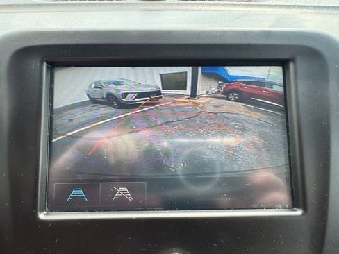 Used 2018 Chevrolet Equinox LT FWD image 10