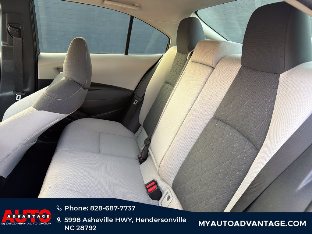 Used 2020 Toyota Corolla LE FWD image 27