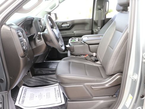 Used 2026 Chevrolet Silverado 1500 W/T w/ Trailering Package AWD/4WD image 12