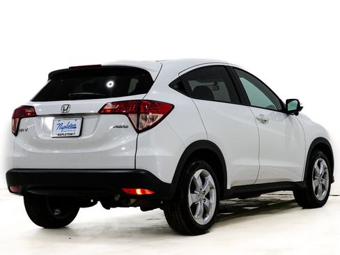 Used 2016 Honda HR-V EX image 7