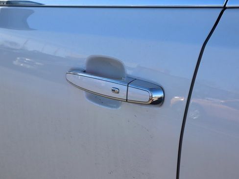 Used 2023 GMC Acadia Denali w/ Denali Ultimate Package image 19