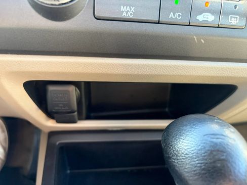Used 2011 Honda Civic LX image 35