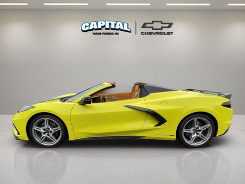 Used 2023 Chevrolet Corvette Stingray Premium Conv w/ Z51 Performance Package image 2