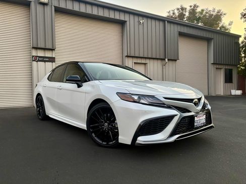 Used 2022 Toyota Camry XSE image 1