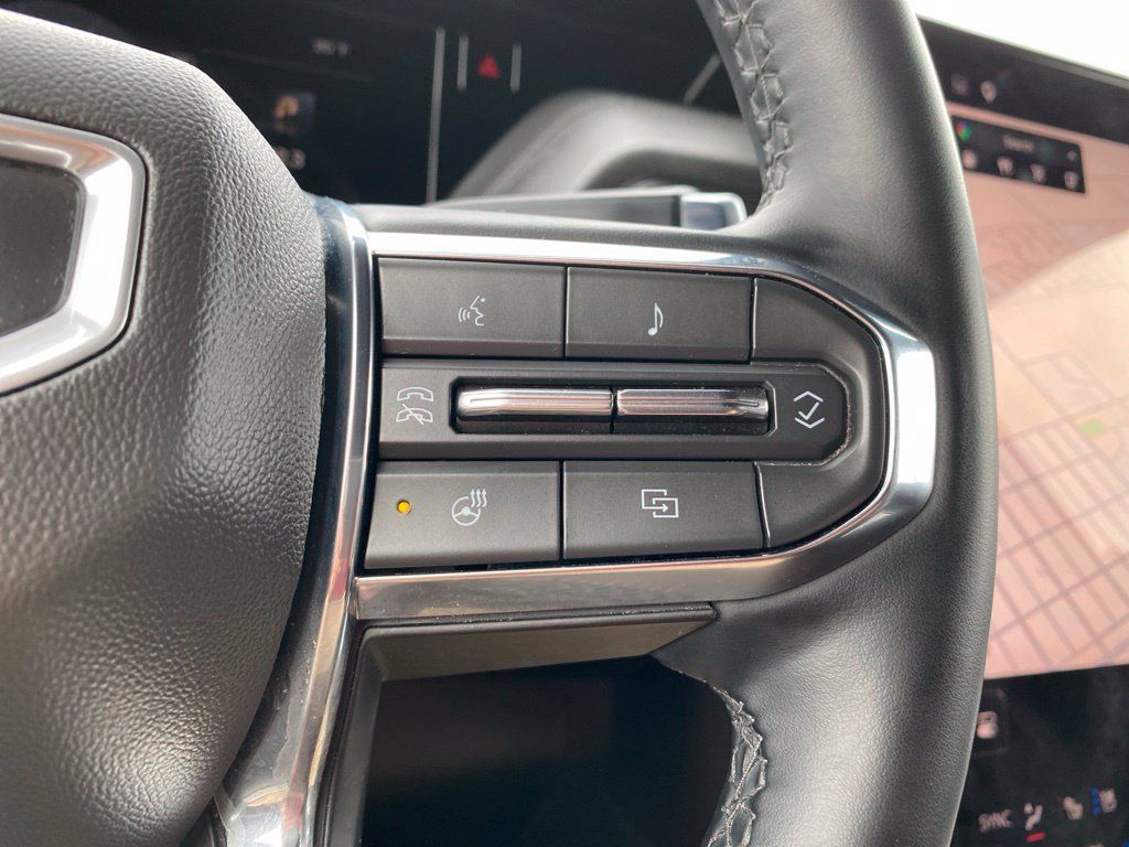Used 2025 GMC Yukon Denali AWD/4WD image 41