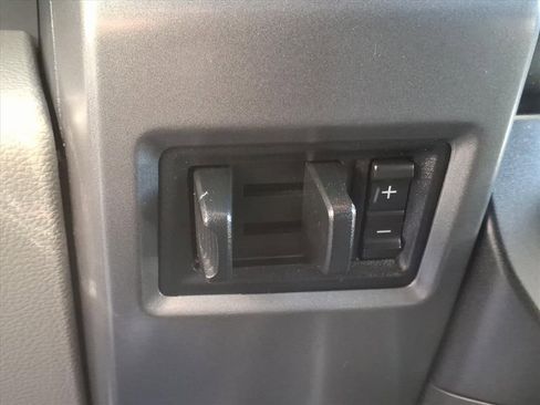 Used 2019 Ford F250 XLT w/ XLT Value Package image 20