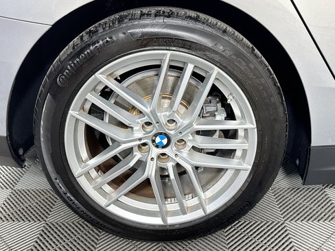 Used 2024 BMW 530i w/ Premium Package RWD image 31