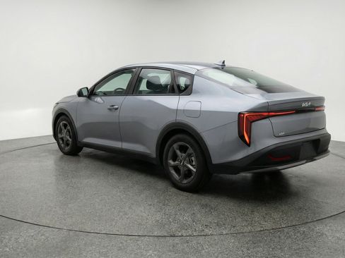 Used 2025 Kia K4 FWD image 6