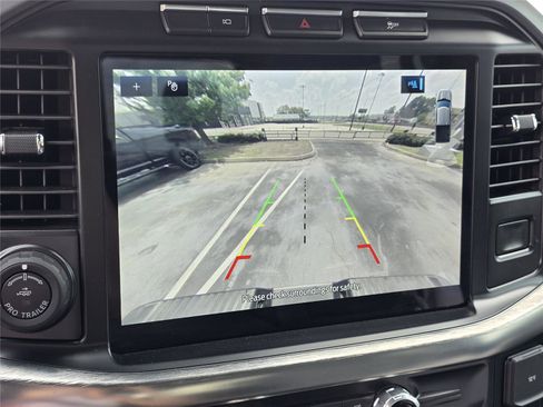 Used 2022 Ford F150 Lariat w/ Equipment Group 501A Mid image 13