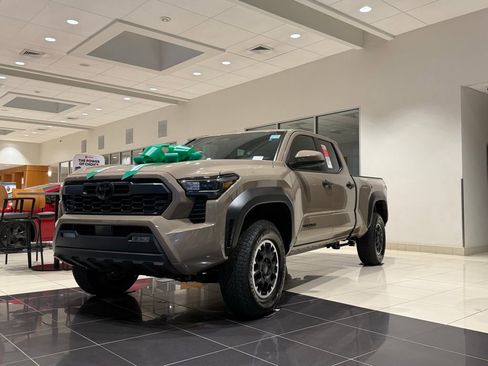 New 2026 Toyota Tacoma TRD Off-Road image 1