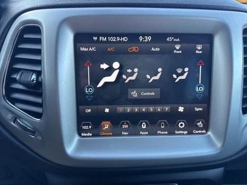 Used 2020 Jeep Compass High Altitude image 19