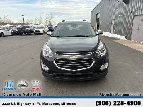 Used 2016 Chevrolet Equinox LTZ w/ Enhanced Convenience Package image 2