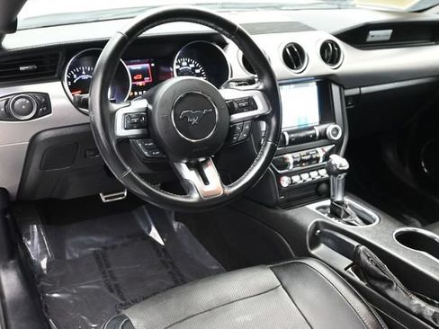 Used 2019 Ford Mustang Premium RWD image 8