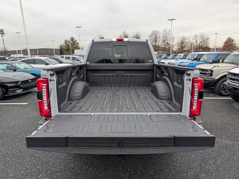 New 2026 Ford F250 Lariat w/ Black Appearance Package image 8