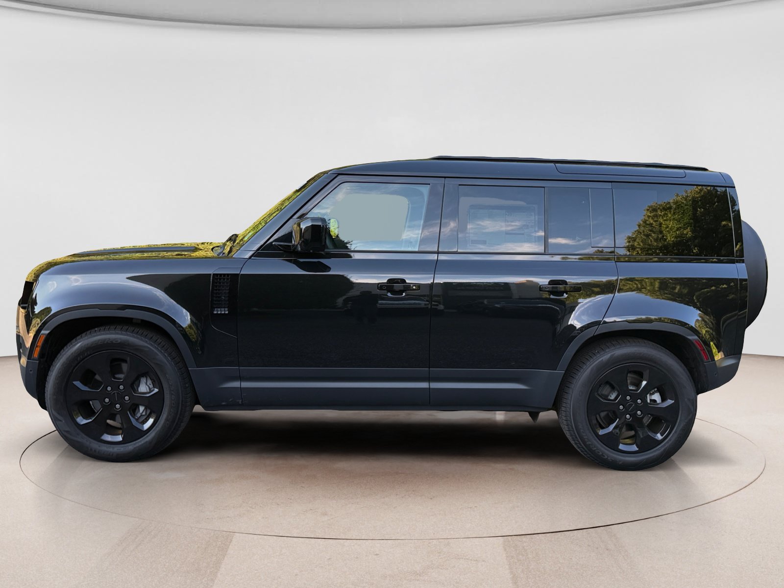 New 2026 Land Rover Defender 110 S AWD/4WD image 2