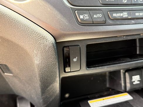 Used 2023 Honda Passport EX-L image 33