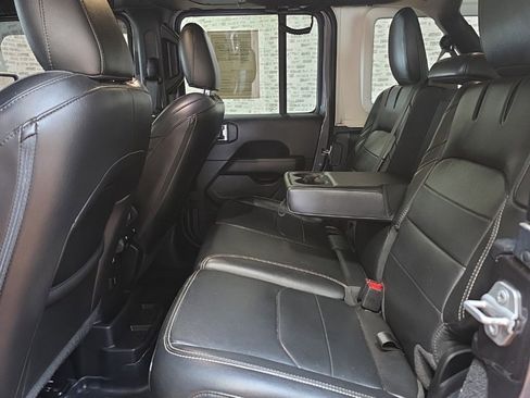 Used 2022 Jeep Wrangler Unlimited Sahara w/ Cold Weather Group image 24