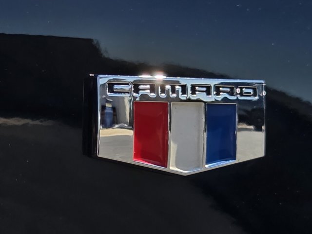 Certified 2018 Chevrolet Camaro LT RWD image 14